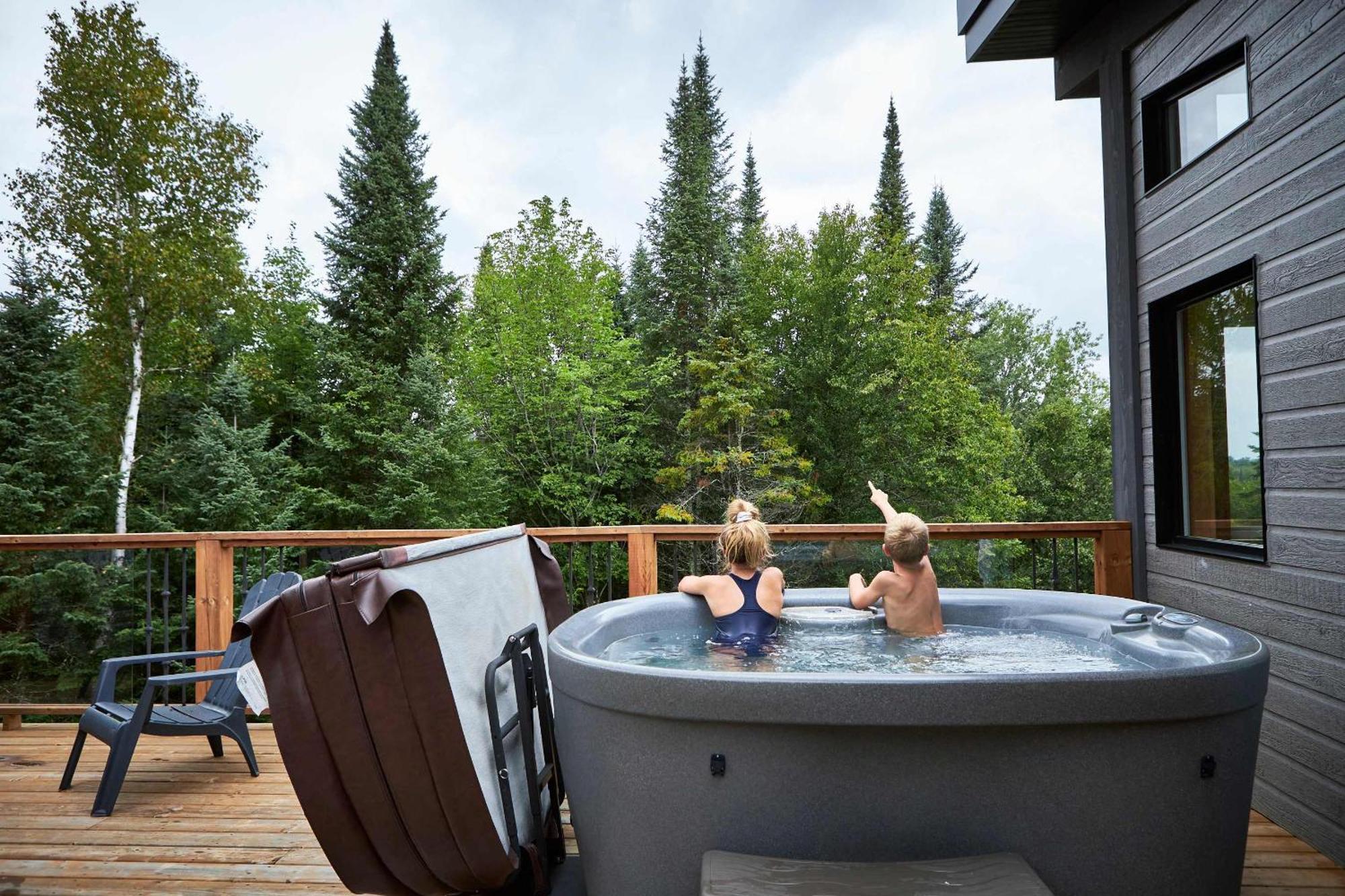 Maison Contemporaine Tremblant- Spa & Tranquillite Villa Lac-Superieur Eksteriør bilde